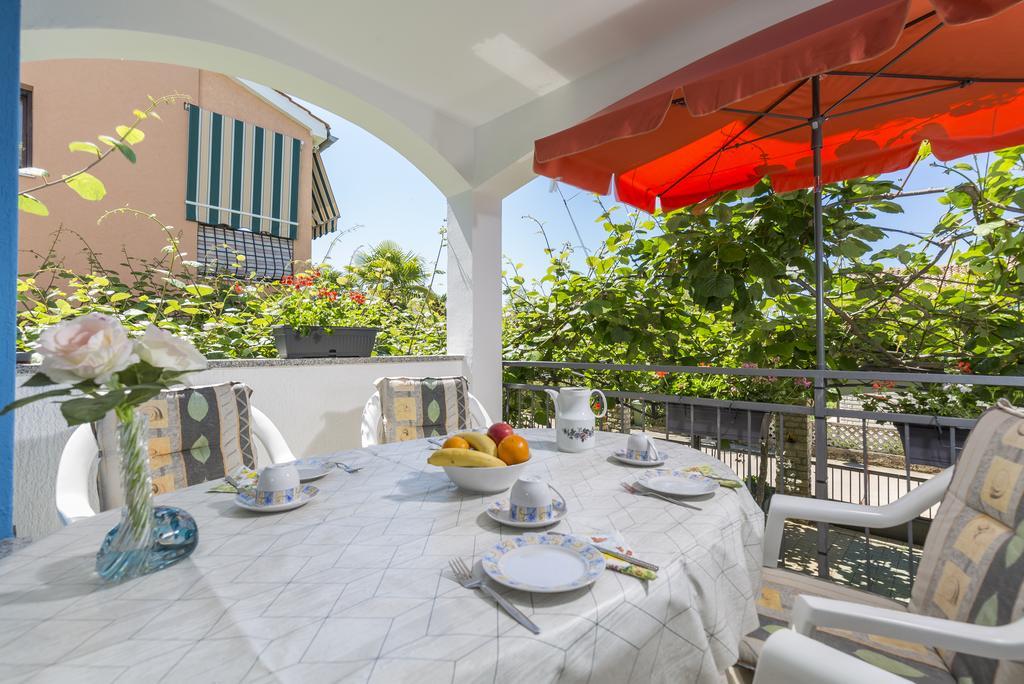 Villa Tina Пореч Экстерьер фото